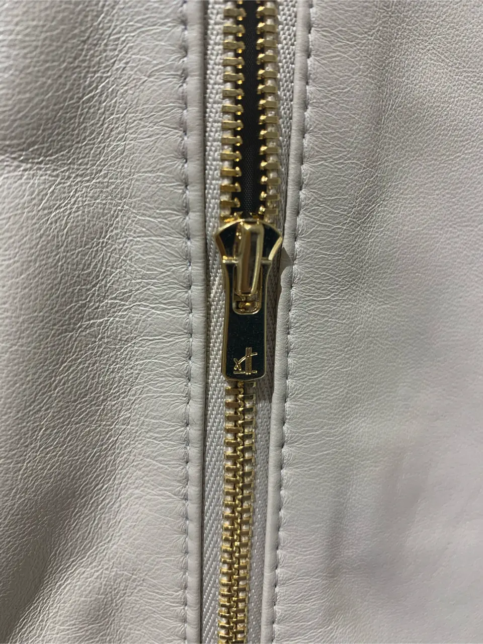 BEIGE， 小泉 コーディネート画像