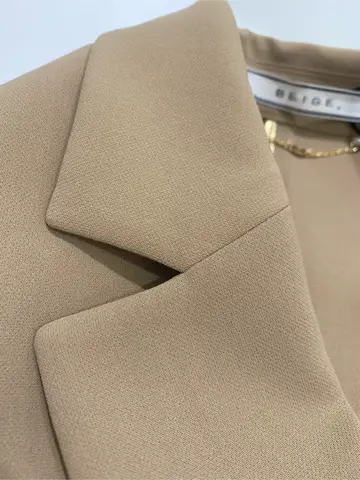 BEIGE， アライ コーディネート画像