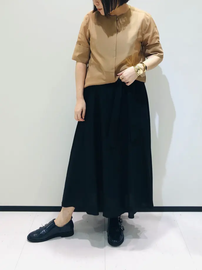 BEIGE， 藤木 コーディネート画像