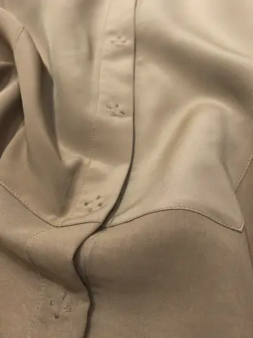 BEIGE， 藤木 コーディネート画像