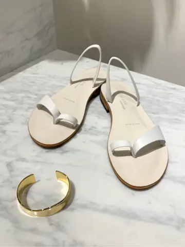 BEIGE， 小泉 コーディネート画像