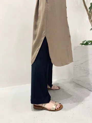 BEIGE， 小泉 コーディネート画像