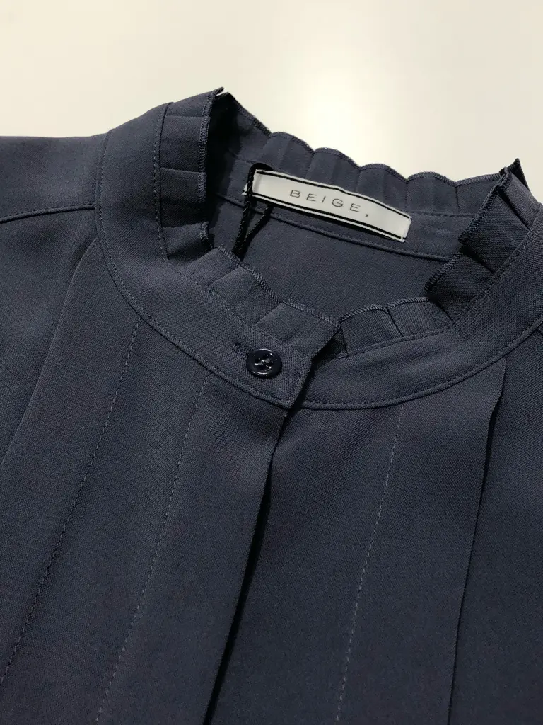 BEIGE， 藤木 コーディネート画像