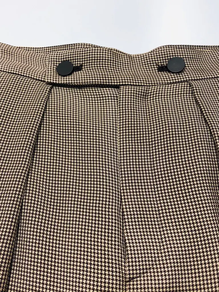 BEIGE， 藤木 コーディネート画像