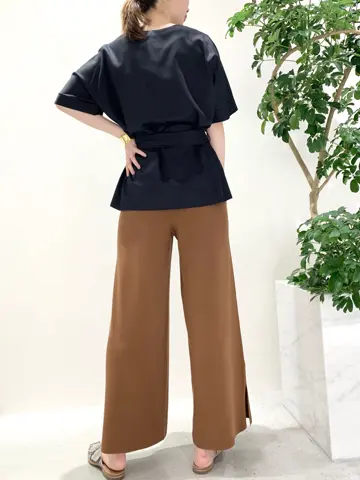 BEIGE， 小泉 コーディネート画像