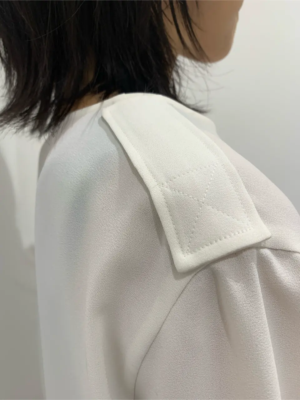 BEIGE， R.A コーディネート画像