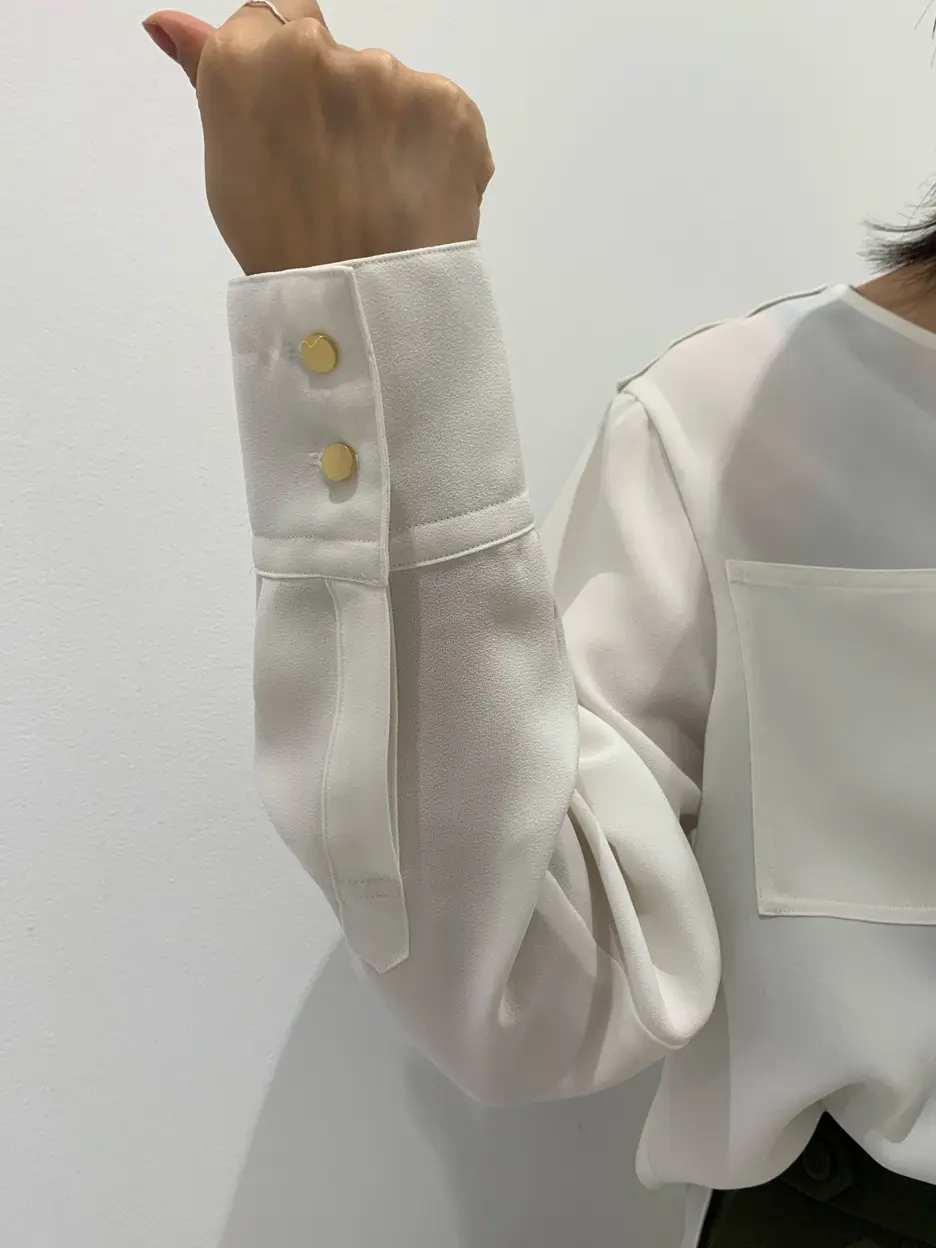 BEIGE， R.A コーディネート画像