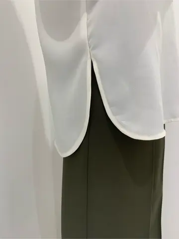 BEIGE， R.A コーディネート画像