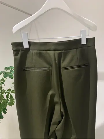 BEIGE， 小泉 コーディネート画像