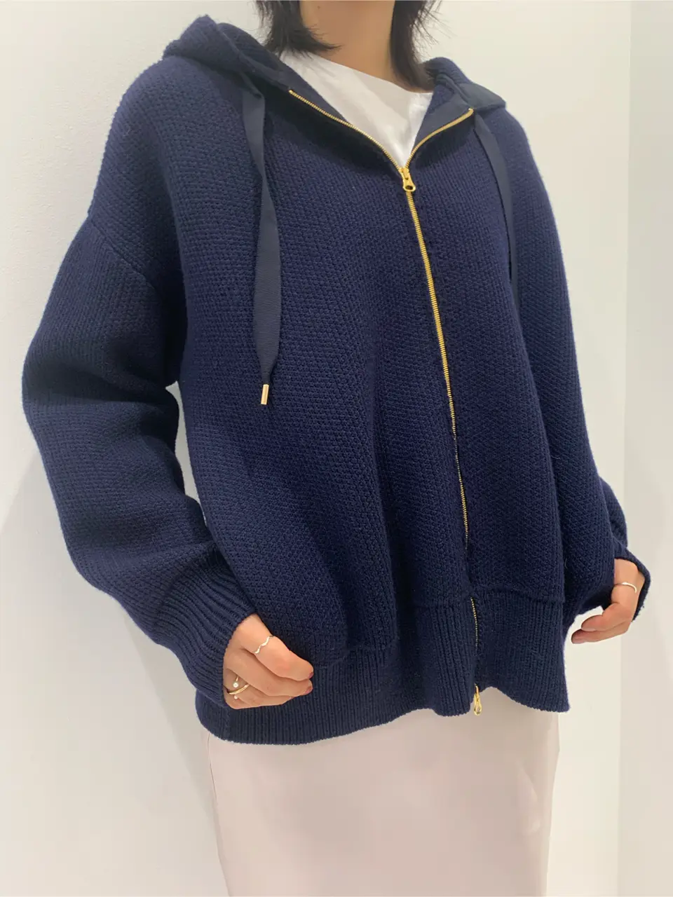 BEIGE， R.A コーディネート画像