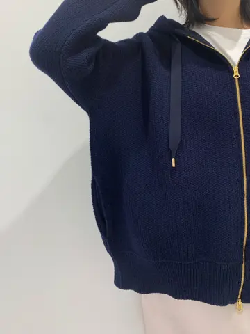 BEIGE， R.A コーディネート画像