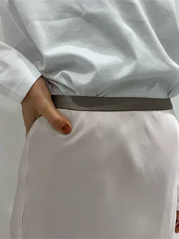 BEIGE， R.A コーディネート画像