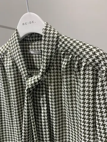 BEIGE， 小泉 コーディネート画像