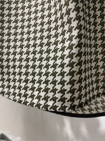 BEIGE， 小泉 コーディネート画像