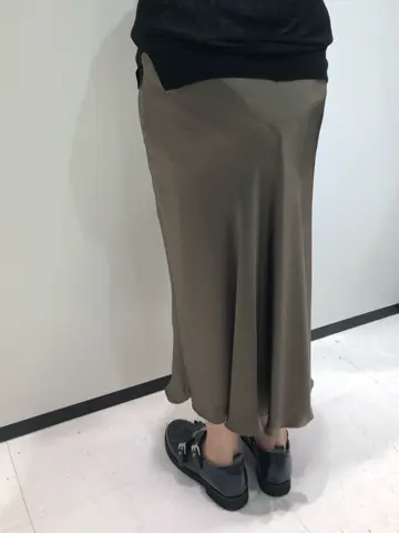 BEIGE， 藤木 コーディネート画像