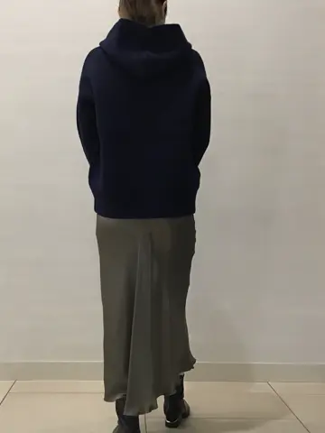 BEIGE， 宮坂 コーディネート画像