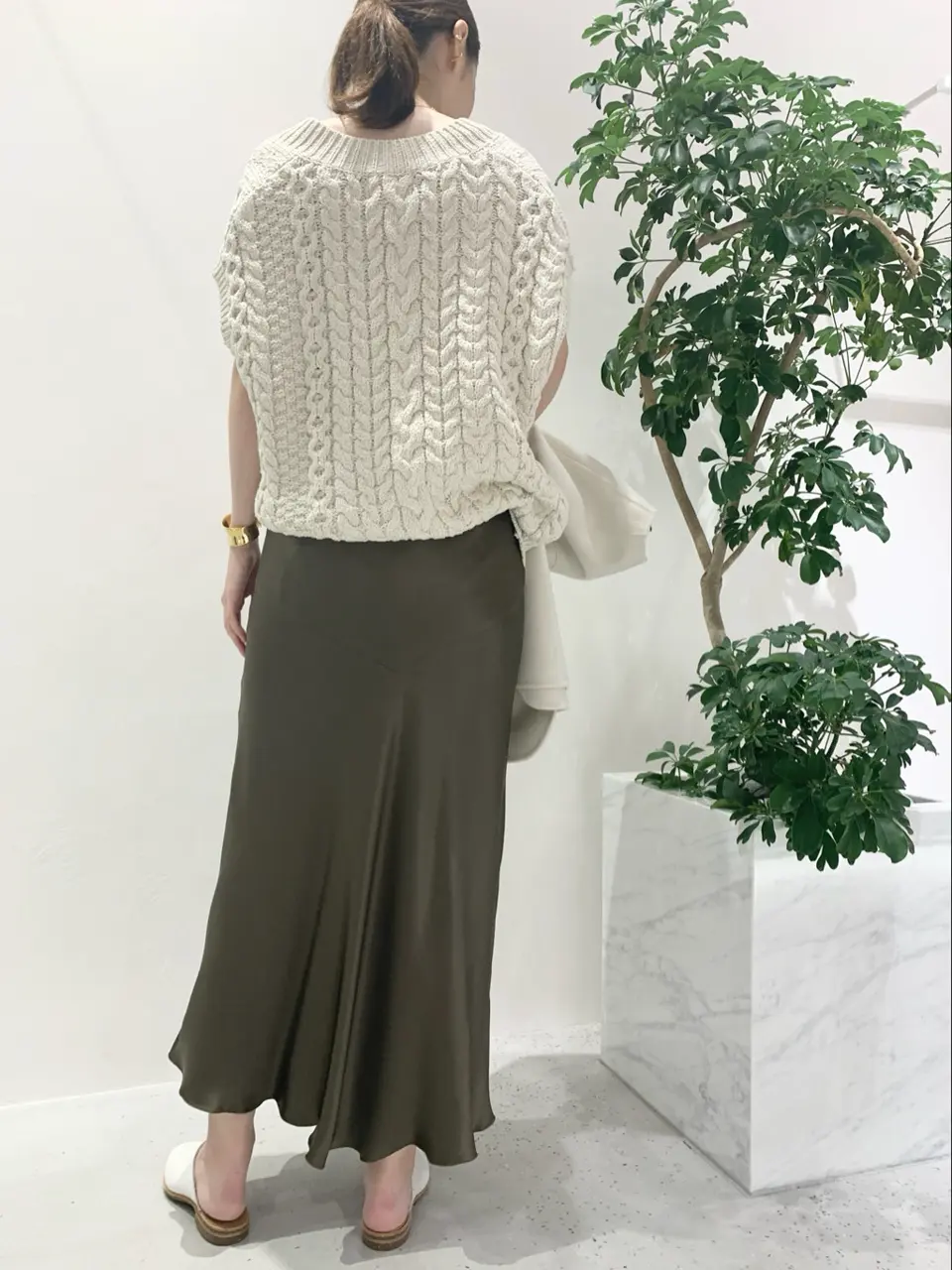 BEIGE， 小泉 コーディネート画像