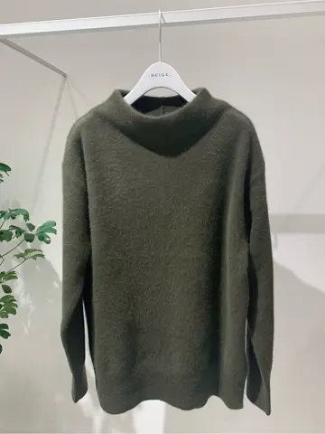 BEIGE， 小泉 コーディネート画像