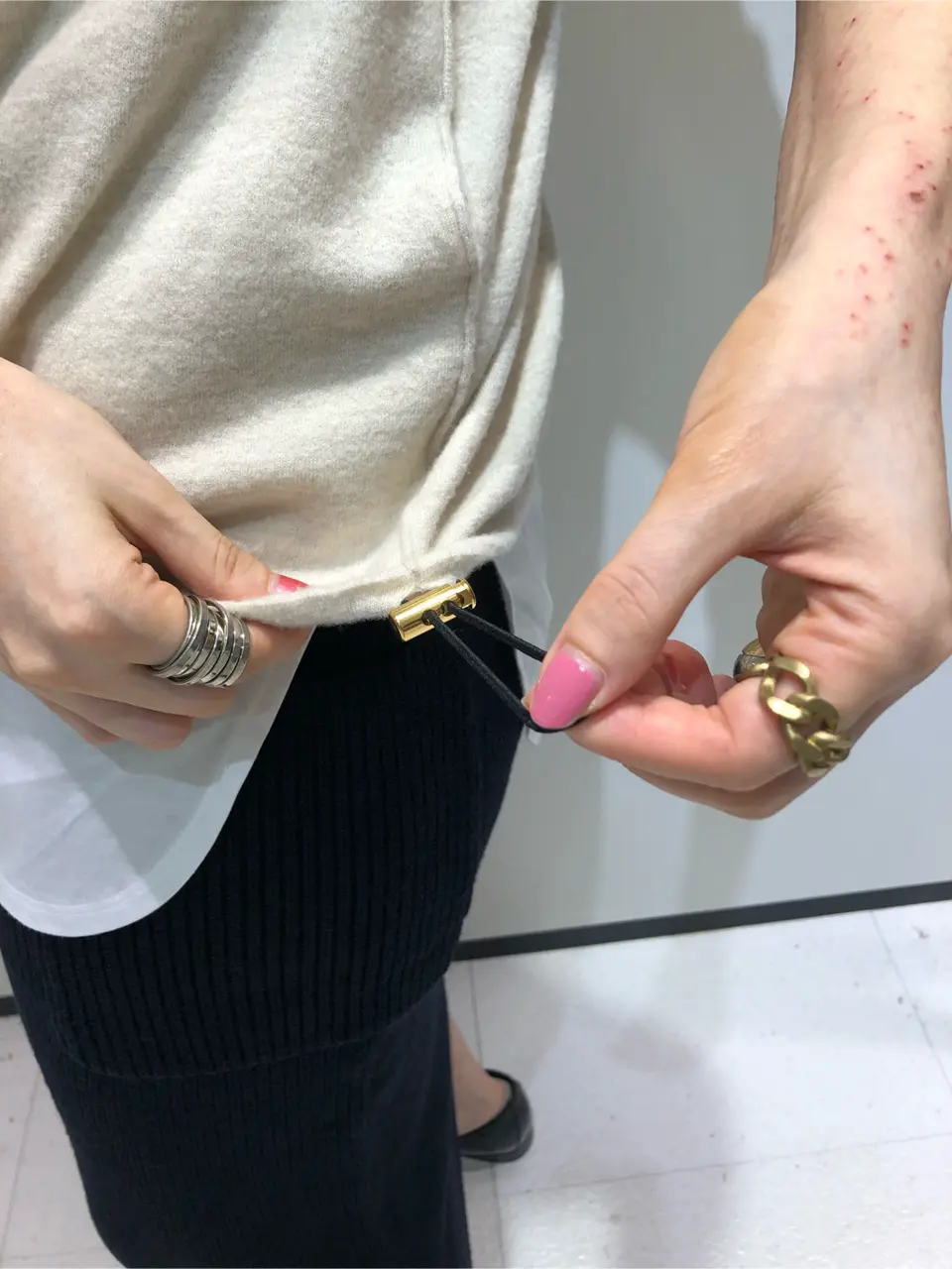 BEIGE， 藤木 コーディネート画像