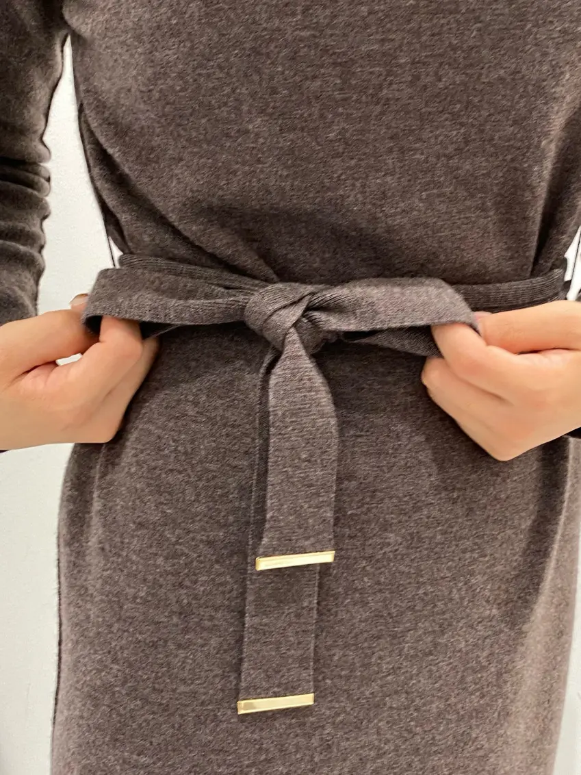 BEIGE， アライ コーディネート画像