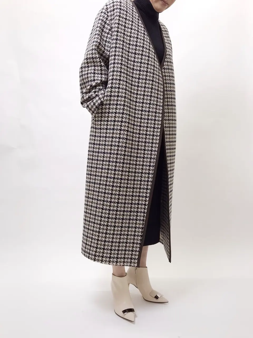 BEIGE， 宮坂 コーディネート画像