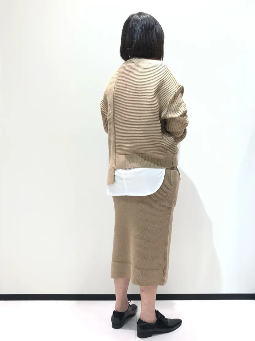 BEIGE， 藤木 コーディネート画像