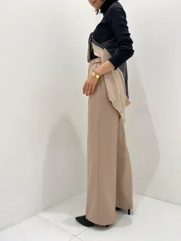 BEIGE， R.A コーディネート画像