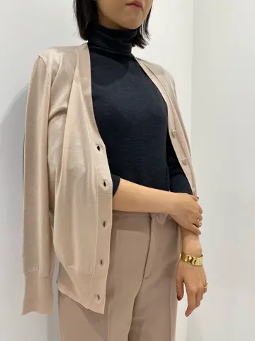 BEIGE， R.A コーディネート画像