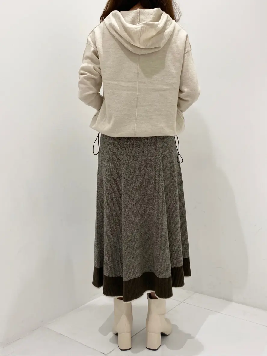 BEIGE， アライ コーディネート画像