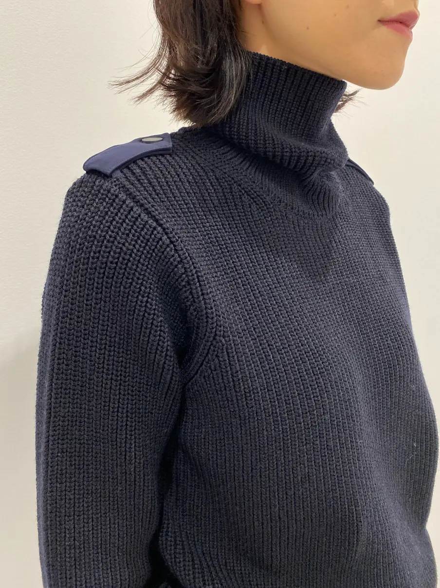 BEIGE， R.A コーディネート画像