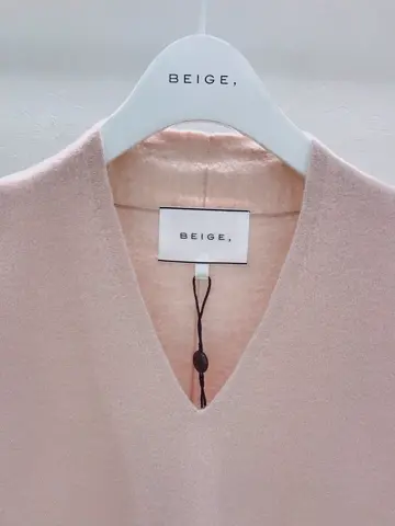 BEIGE， 宮坂 コーディネート画像