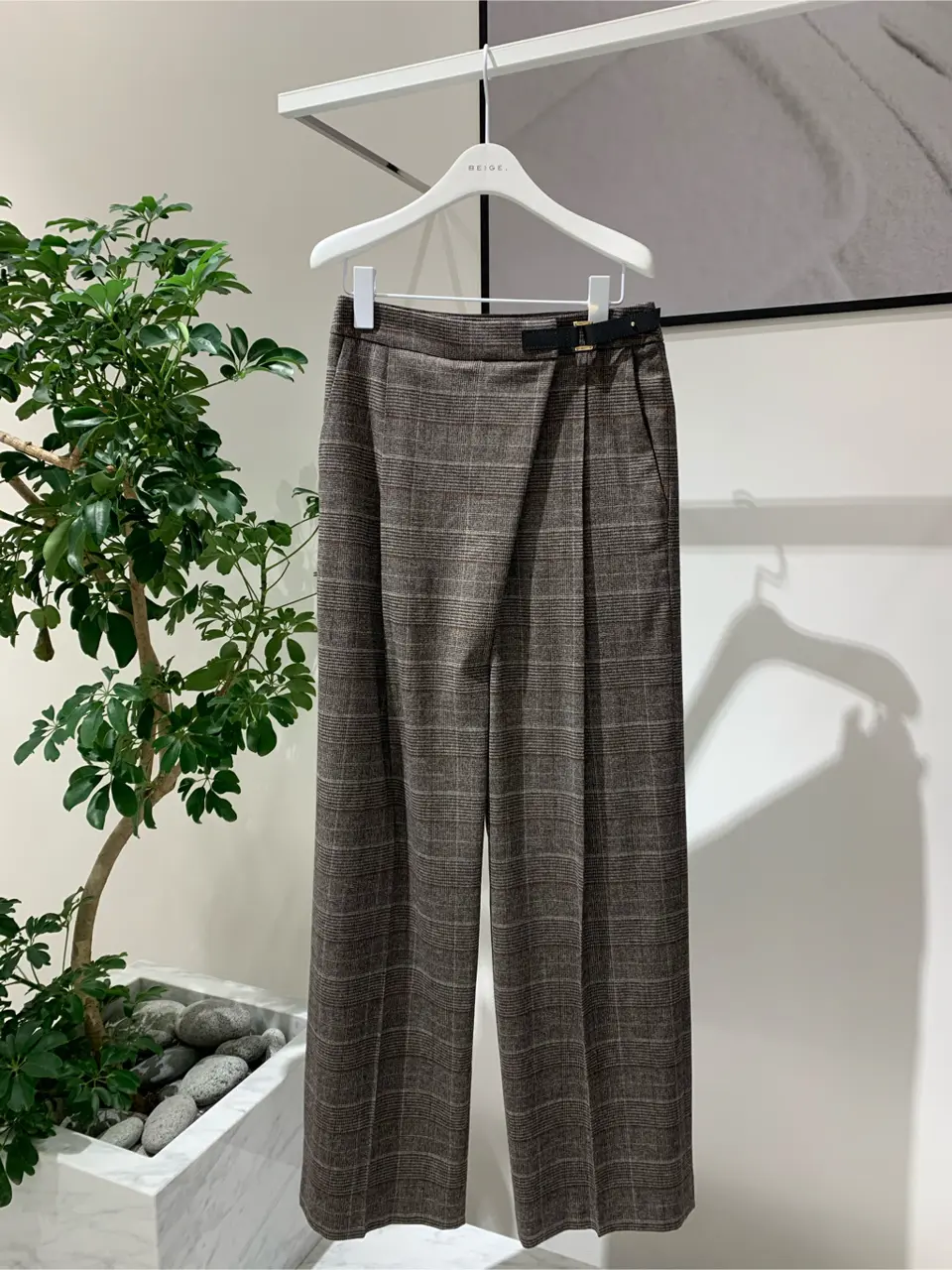 BEIGE， 小泉 コーディネート画像