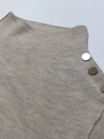 BEIGE， 藤木 コーディネート画像