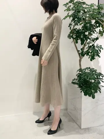 BEIGE， 小泉 コーディネート画像