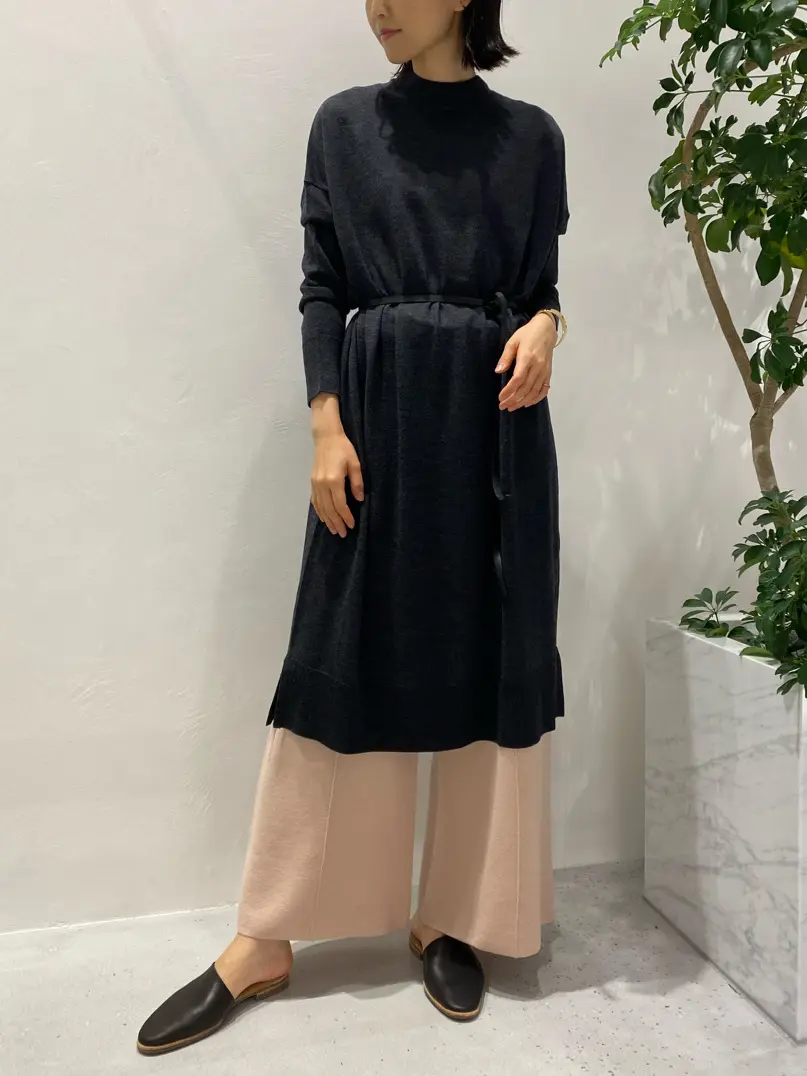 BEIGE， R.A コーディネート画像