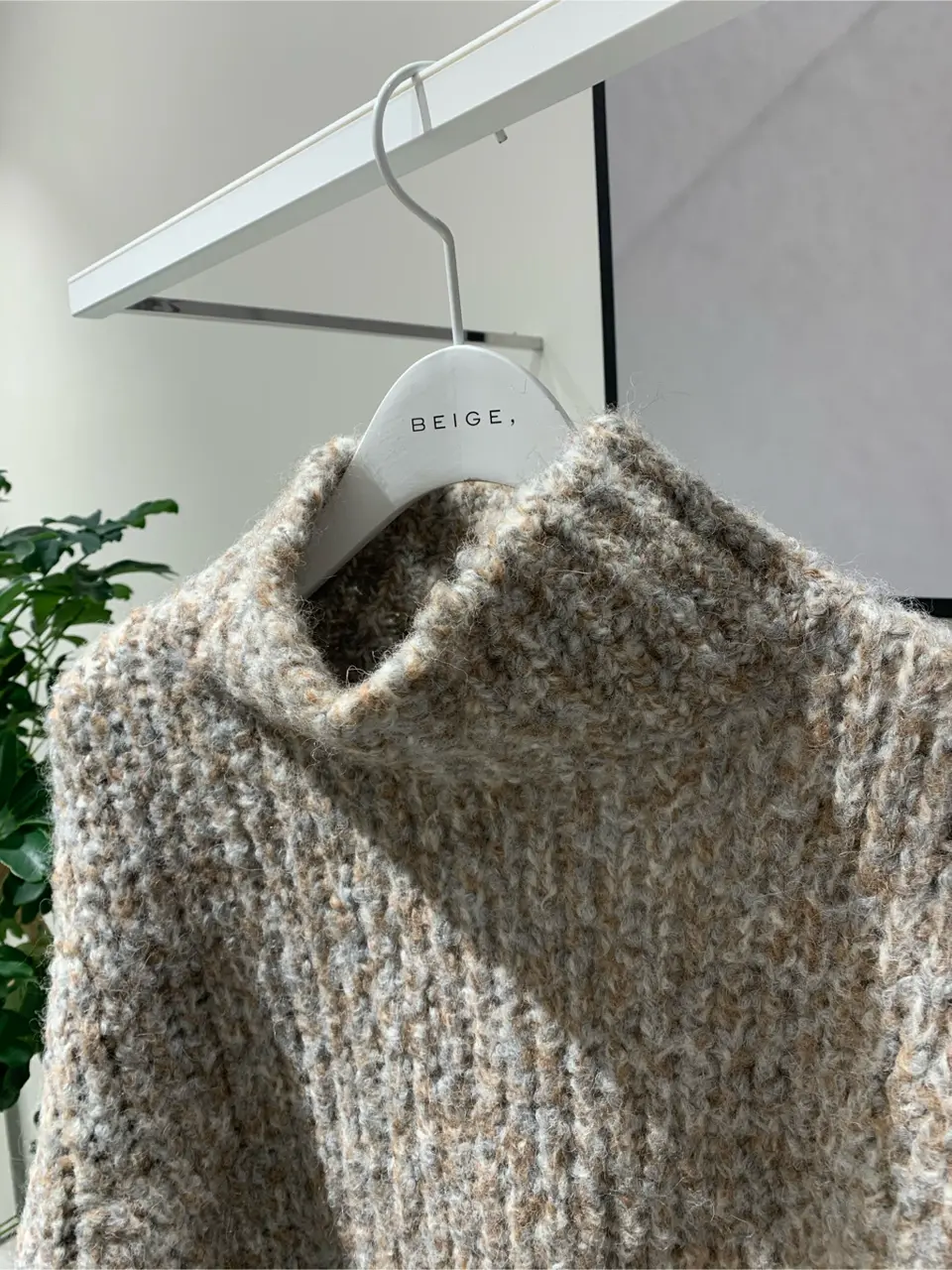 BEIGE， 小泉 コーディネート画像