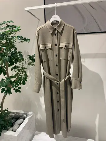 BEIGE， 小泉 コーディネート画像