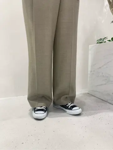 BEIGE， 小泉 コーディネート画像