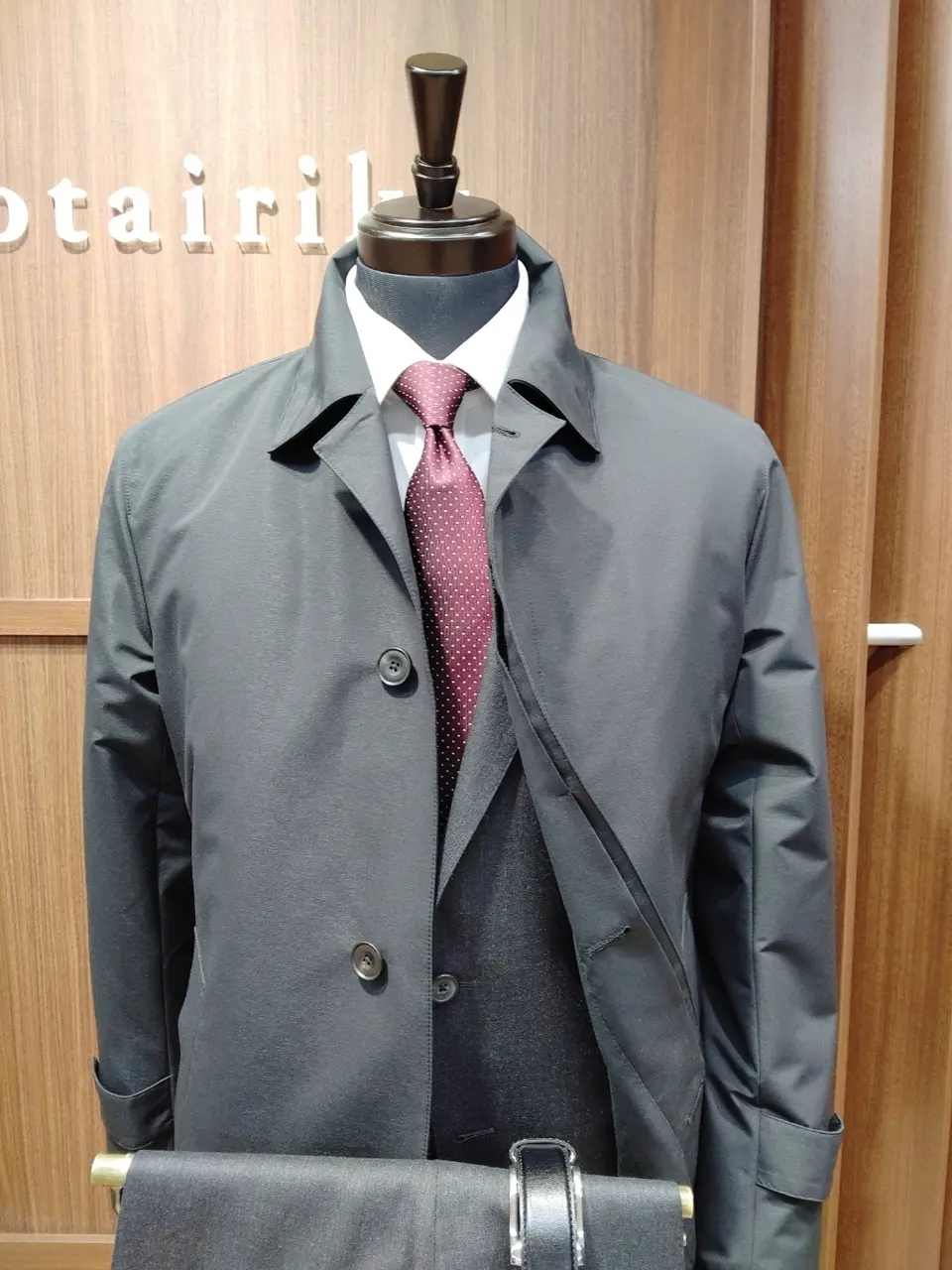 GOTAIRIKU 江坂 コーディネート画像