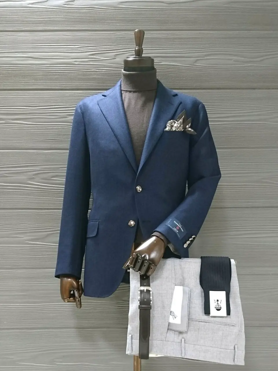  八幡 コーディネート画像