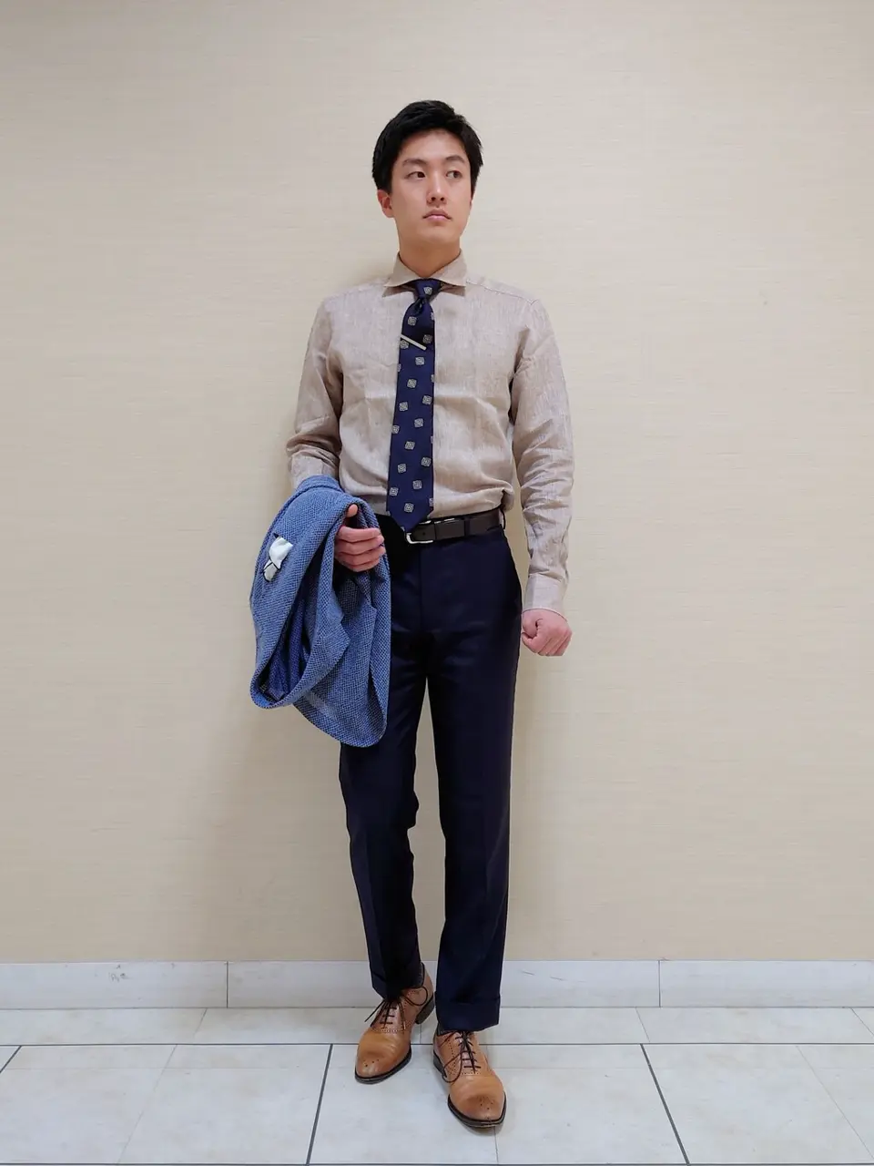  八幡 コーディネート画像