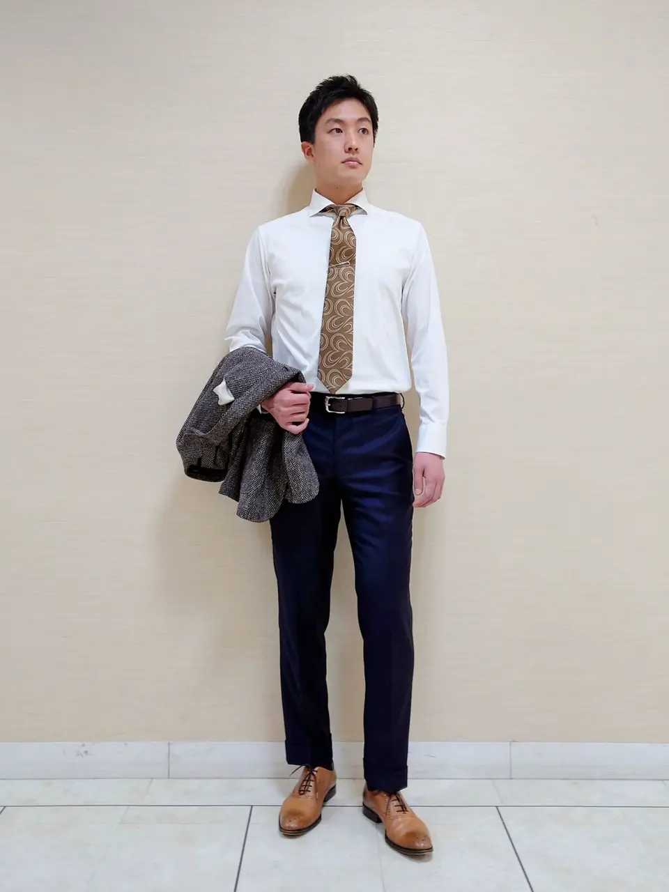  八幡 コーディネート画像