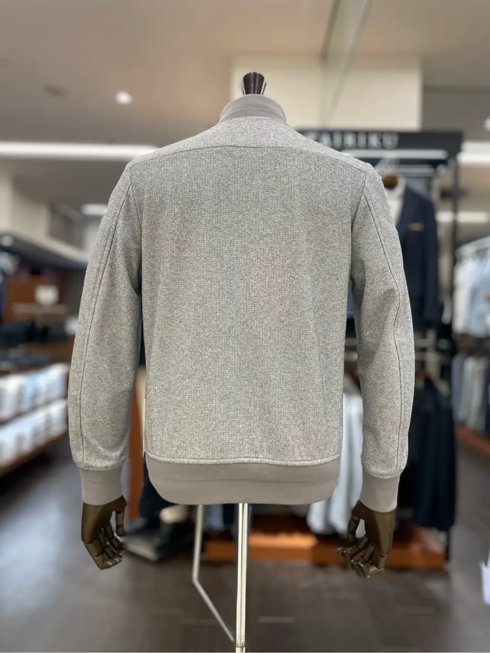 GOTAIRIKU 星野 コーディネート画像