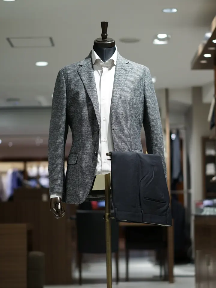 GOTAIRIKU スタッフ コーディネート画像