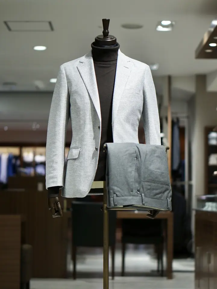 GOTAIRIKU スタッフ コーディネート画像