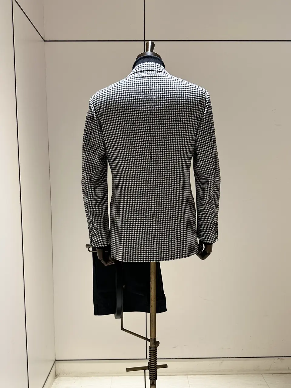 GOTAIRIKU 立石 コーディネート画像