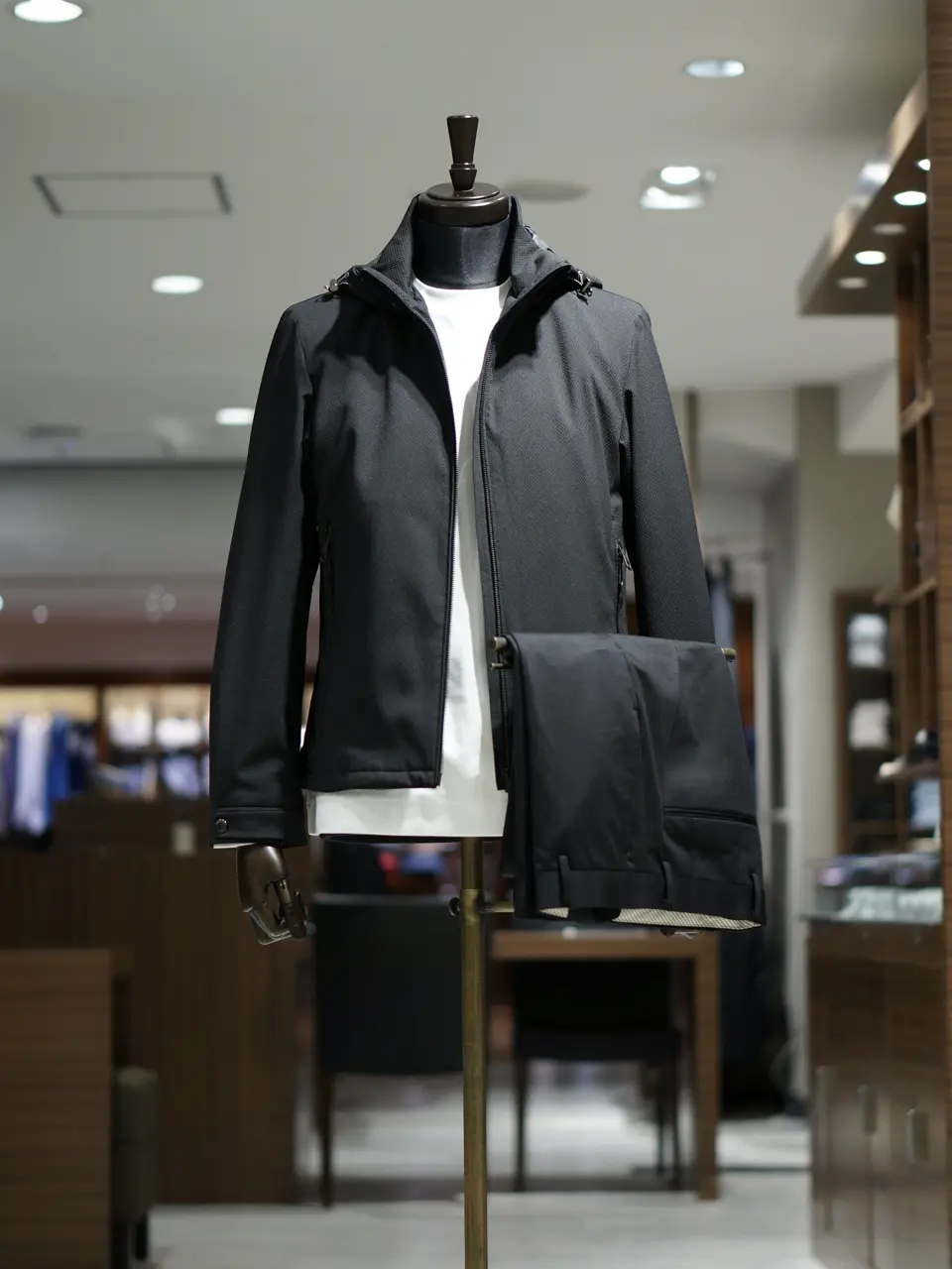 GOTAIRIKU スタッフ コーディネート画像