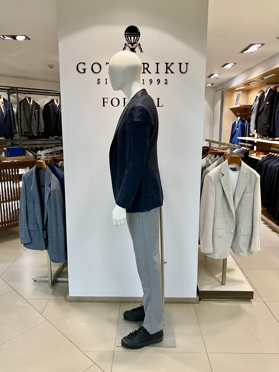 GOTAIRIKU 東 コーディネート画像