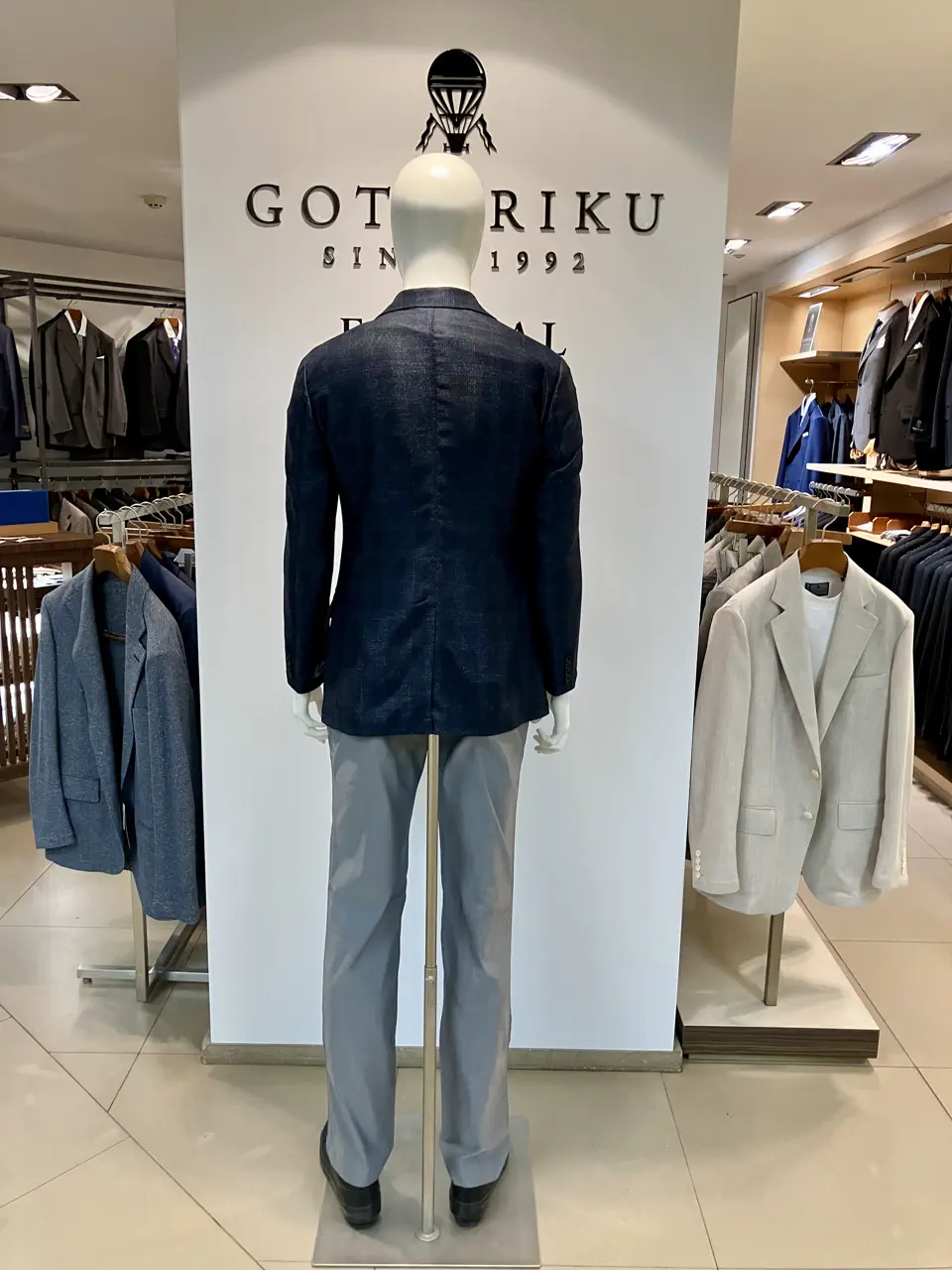 GOTAIRIKU 東 コーディネート画像