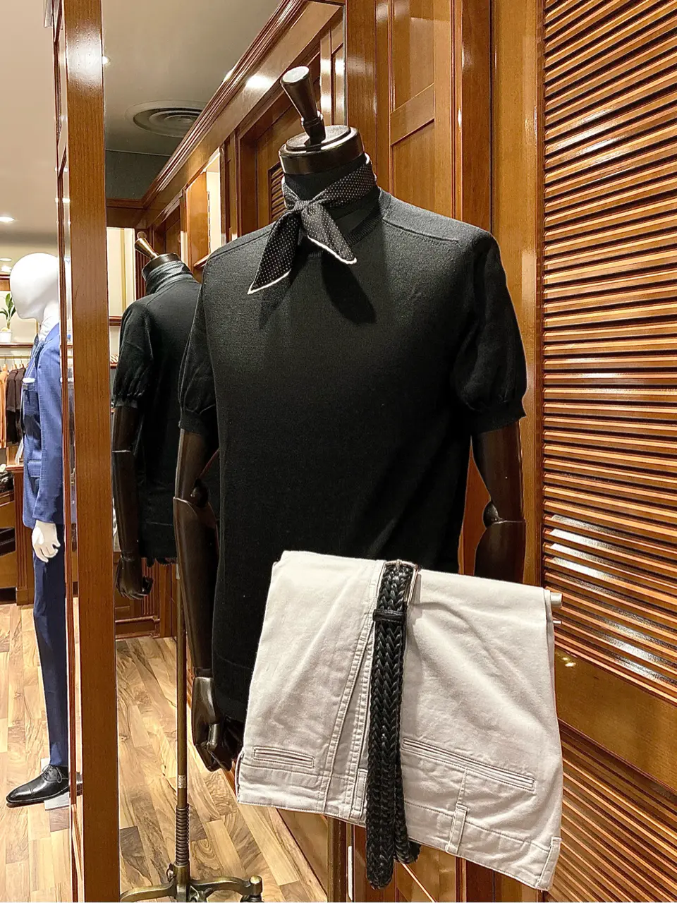 GOTAIRIKU 野上 コーディネート画像